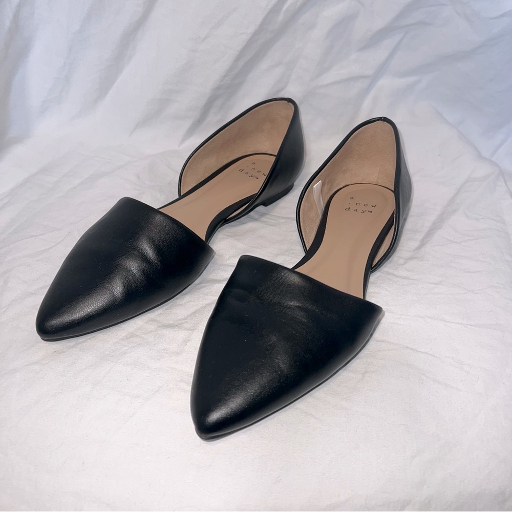 Pointed Toe Faux Leather Black Flats